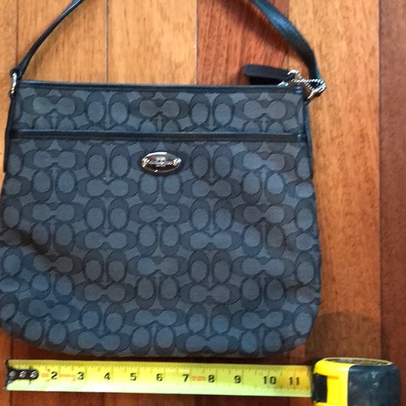 Coach crossbody - Picture 3 of 7